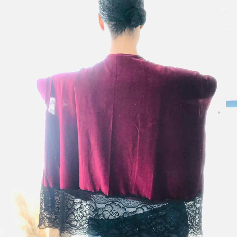 Velvet Rope Kimono - Picture 7 of 9
